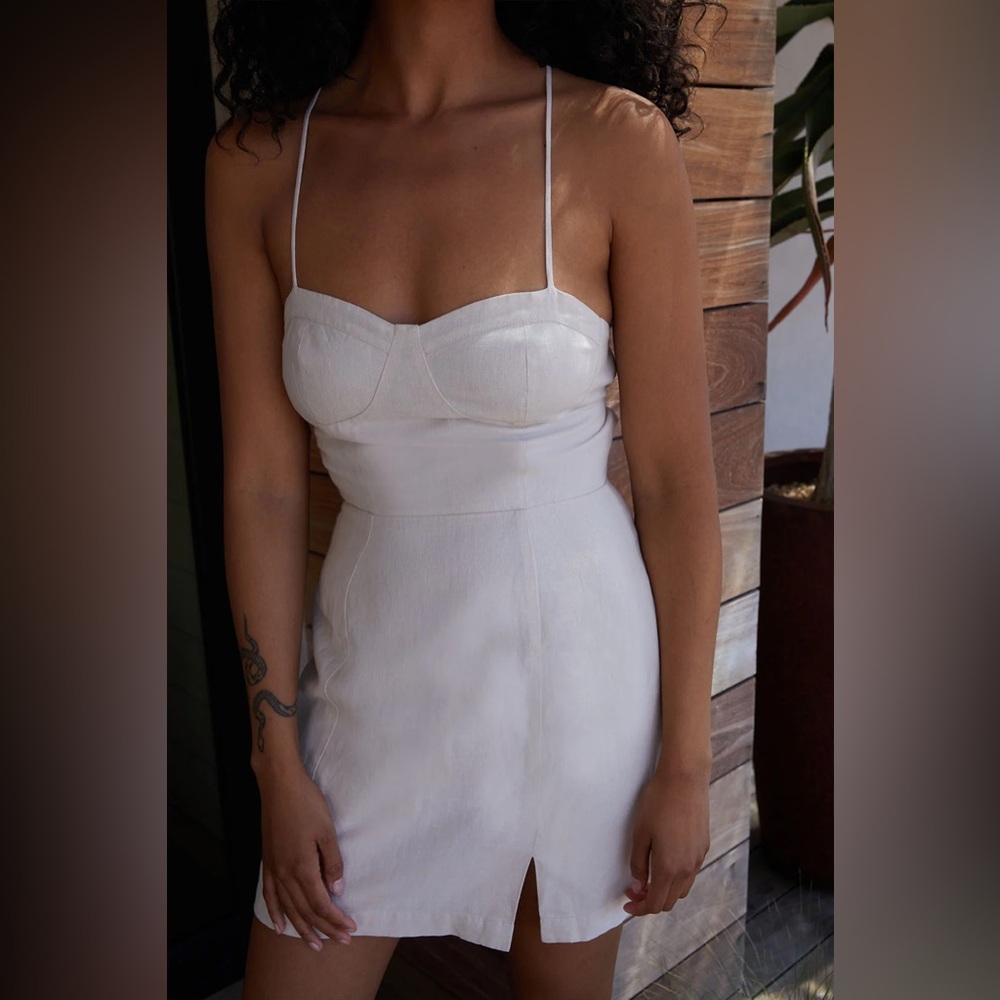 BNWT | Oak + Fort | Linen Blend Open Back Mini Dress | Birch | Size 8 - Picture 2 of 11
